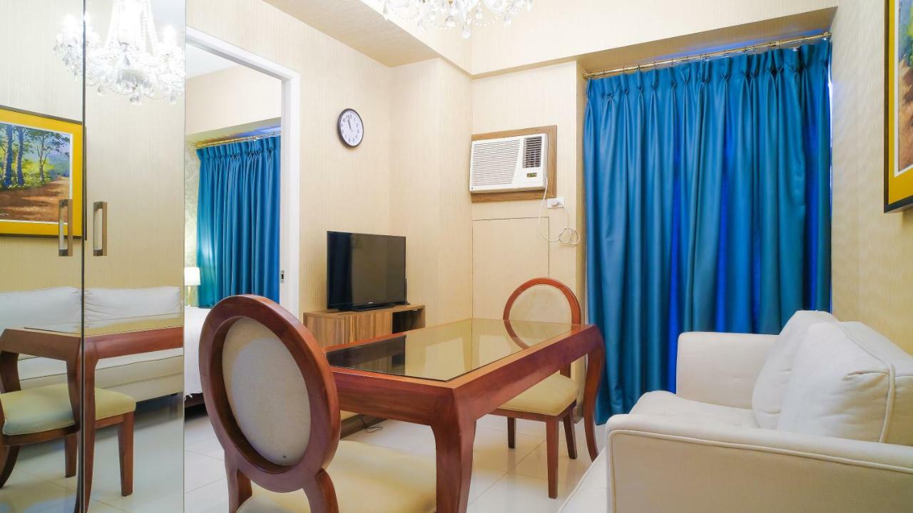 Currency Serviced Suites Manila Exterior foto